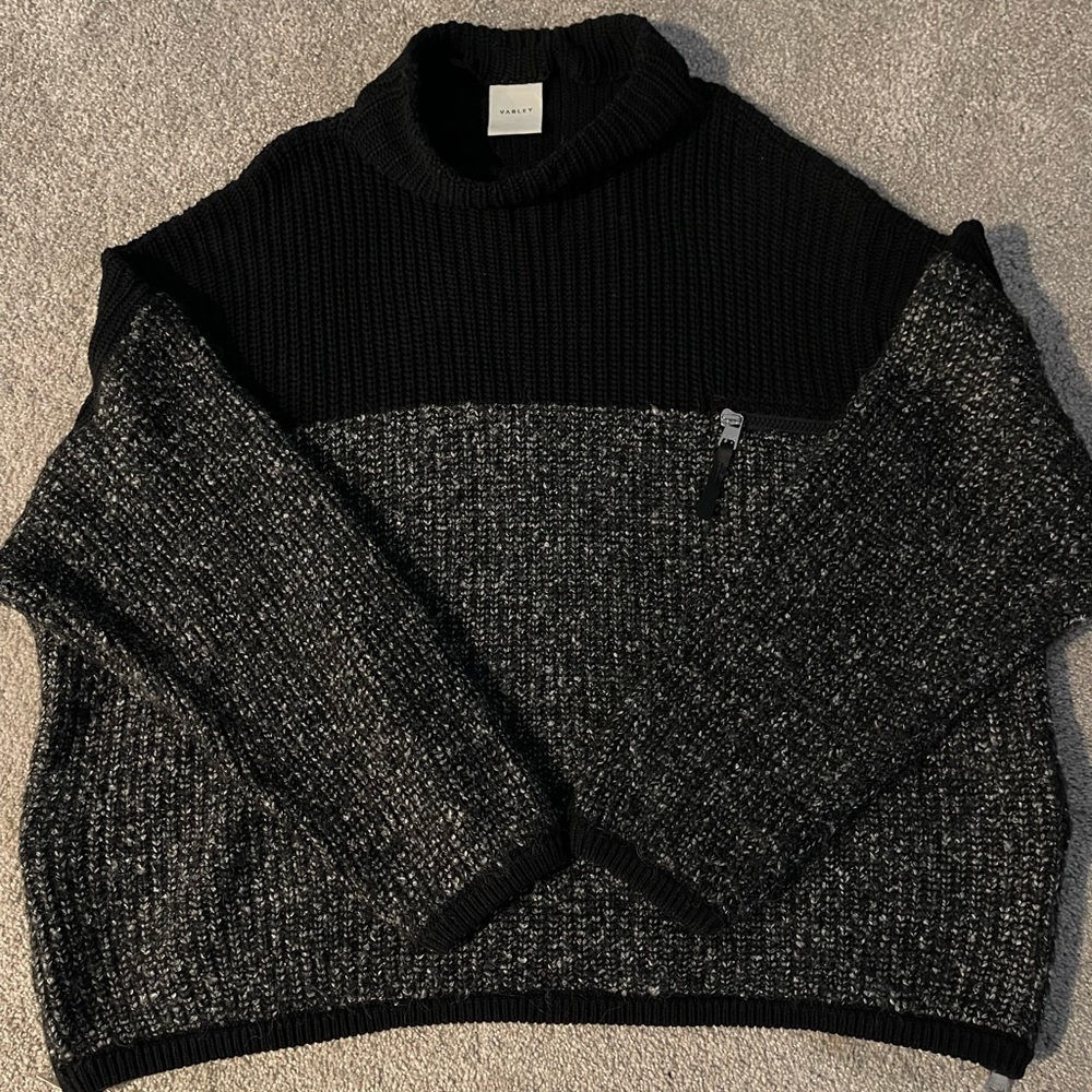 Varley black and gray wool sweater XL
